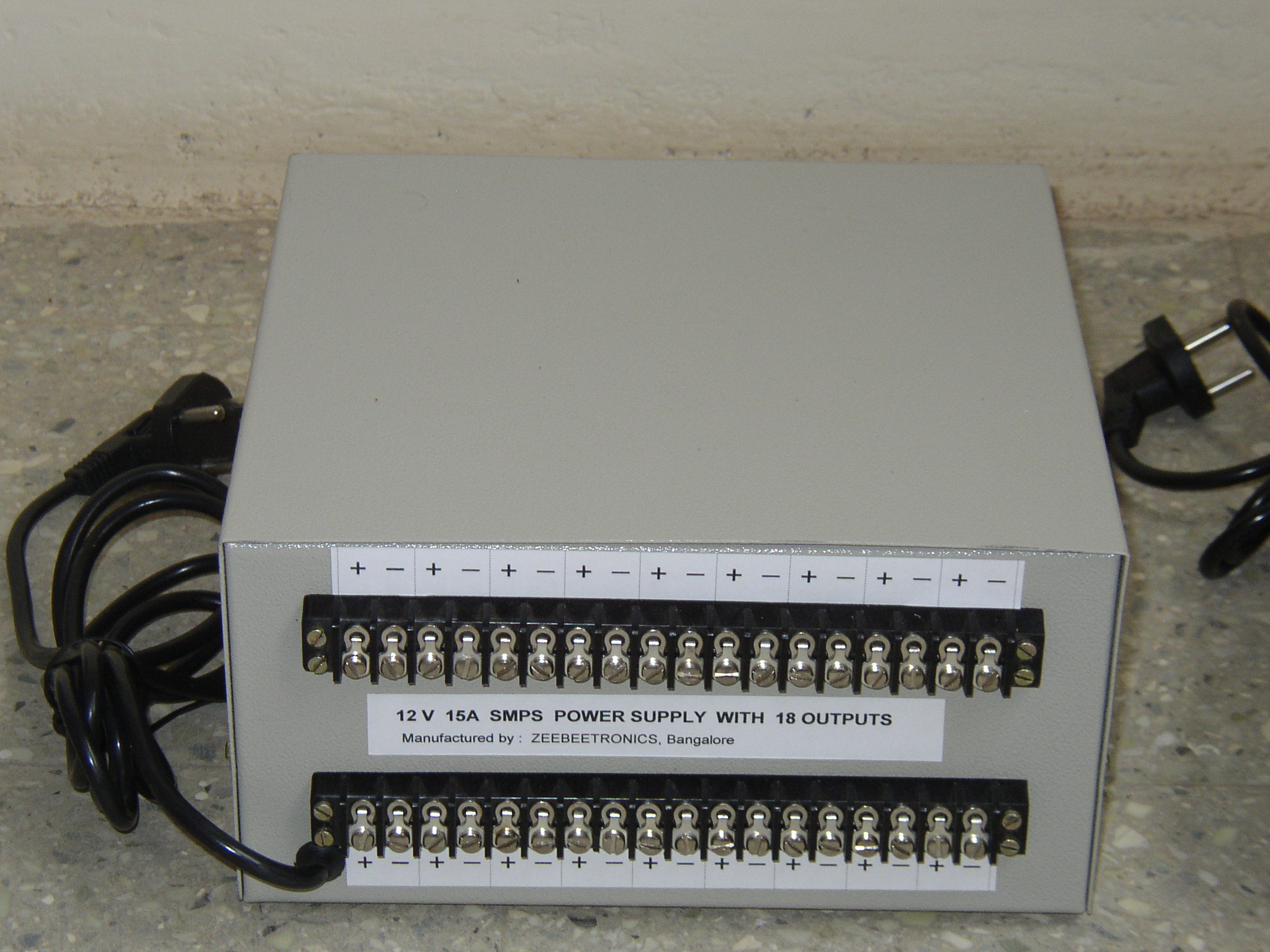 Multi-output supply